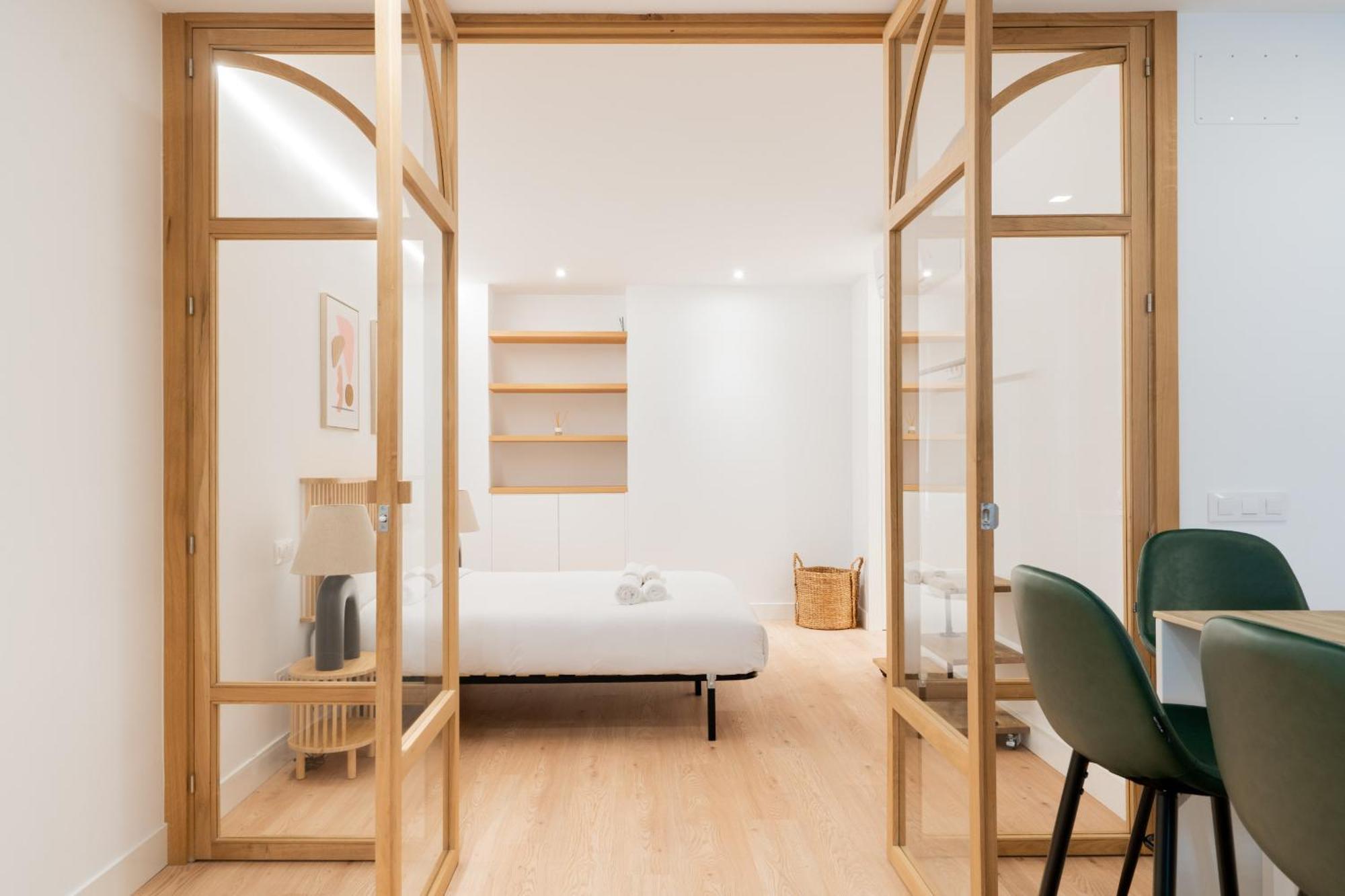 Apartamento Reformado Para 6 Personas En Plena Gran Via Alquiler Temporal Madrid Exterior foto